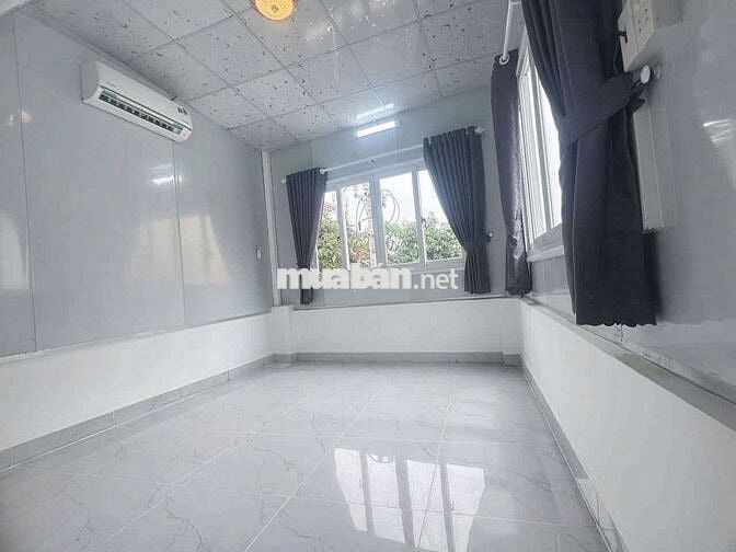 Nhà mặt tiền Nguyễn Thượng Hiền 3 tầng giá chỉ 14tr