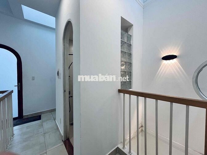 Cho thuê nhà tốt mặt tiền xe hơi quận 7 ❤️