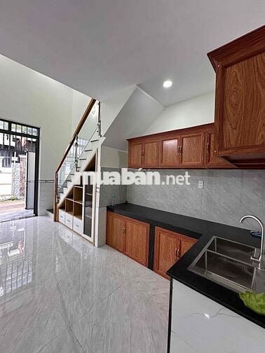 Nhà Cấp 4 - 55m2, 2 phòng ngủ, ngay ngã Tư Chiêu Liêu, Tp. Dĩ An