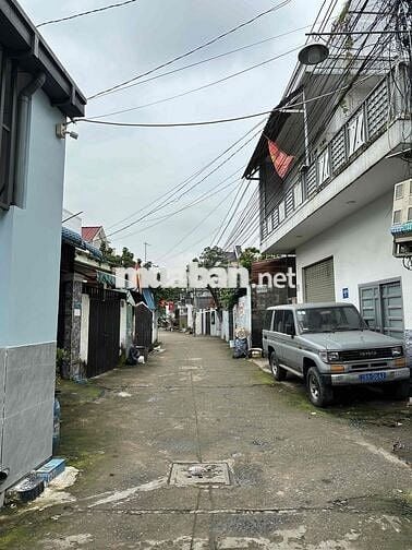 Nhà Cấp 4 - 55m2, 2 phòng ngủ, ngay ngã Tư Chiêu Liêu, Tp. Dĩ An