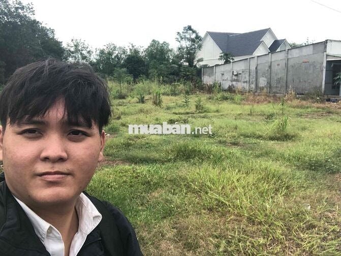 Ông có nền đất ở ngay mặt tiền đường huyện 462m2 muốn bán giá 670tr