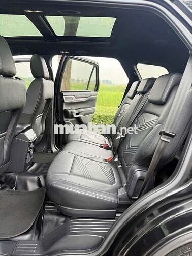 FORD EVEREST TITANIUM 2 CẦU – CHUẨN SUV ĐẲNG CẤP