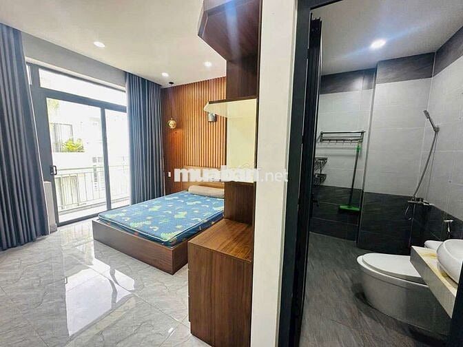 Bán CHDV Hẻm 8m - Trệt, lửng 3 lầu ( DCT 25Tr/1 tháng )