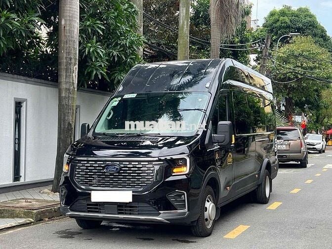 FORD TRANSIT 2.2 PREMIUM 18S