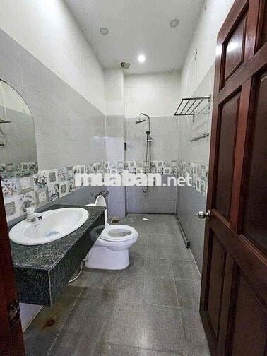 Nhà 1 trệt 2 lầu 7,3x17m Shr mt nhựa 7m thông trong khu Thảo Nhi BĐ
