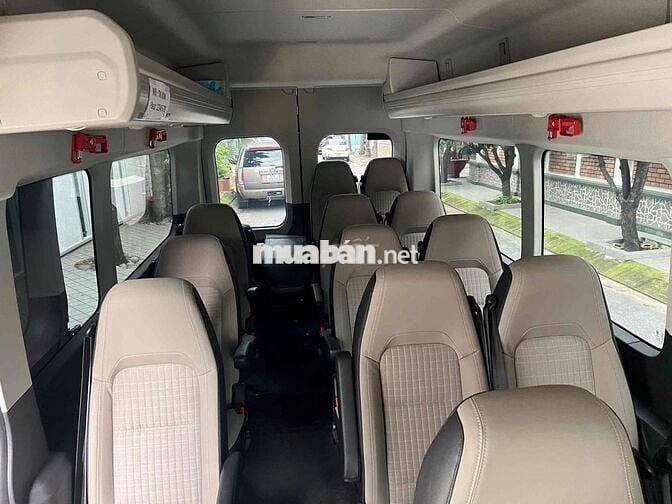 FORD TRANSIT 2.2 PREMIUM 18S