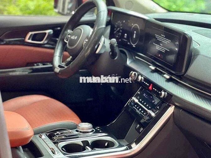 KIA Carnival Signature Full Option