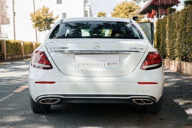 Mercedes E180 2020 - 22000 km