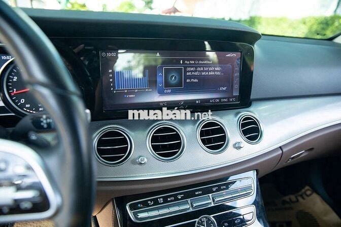 Mercedes E180 2020 - 22000 km