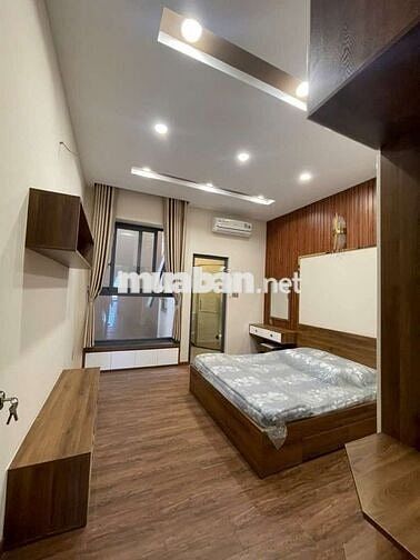 BÁN NHÀ XÂY MỚI 5TẦNG THANG MÁY + GARA XE, NHÀ 5PN 6WC SÂN THƯỢNG RỘNG