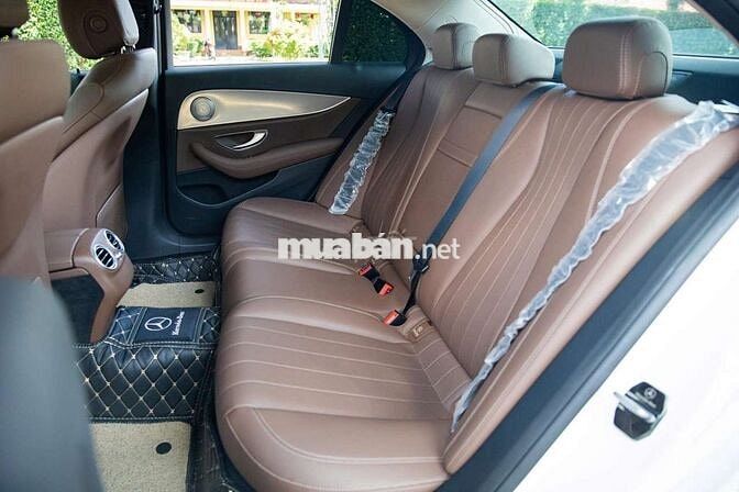 Mercedes E180 2020 - 22000 km