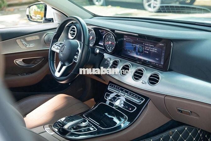 Mercedes E180 2020 - 22000 km