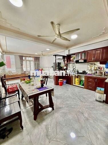 BÁN NHÀ ĐƯỜNG ĐÒAN GIỎI TÂN PHÚ,DT4.3*11M NỞ HẬU 5M ĐỐI DIỆN AEON