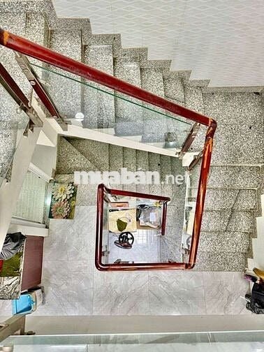 BÁN NHÀ ĐƯỜNG ĐÒAN GIỎI TÂN PHÚ,DT4.3*11M NỞ HẬU 5M ĐỐI DIỆN AEON