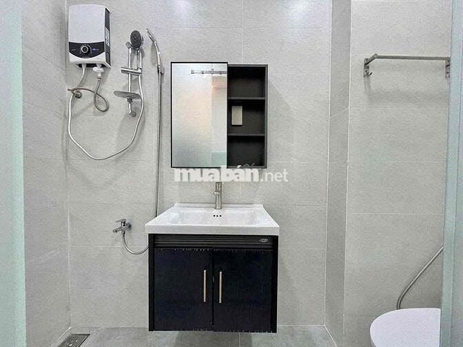 Cho thuê căn hộ 1PN quận 1 Trần Hưng Đạo full nội thất ban công thoang