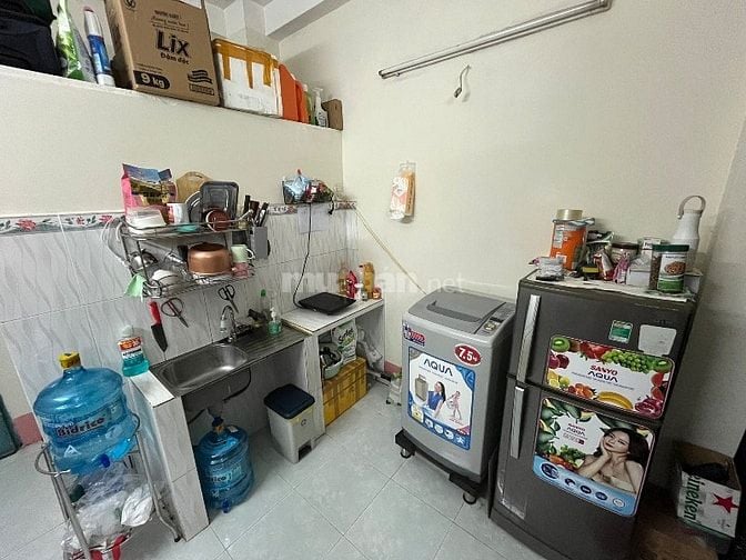 Cho thuê trọ 24m2 full nội thất ở Nguyễn Trãi Quận 5