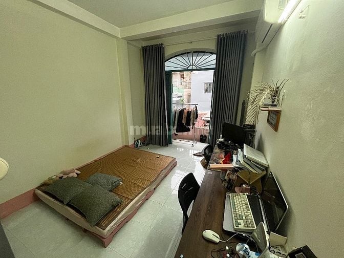 Cho thuê trọ 24m2 full nội thất ở Nguyễn Trãi Quận 5