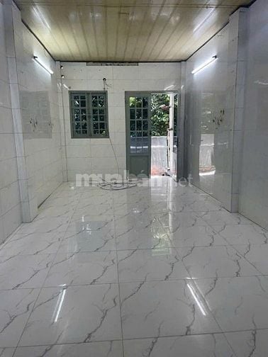 Mặt tiền 205 HÀN HẢI NGUYÊN P2 Q11 