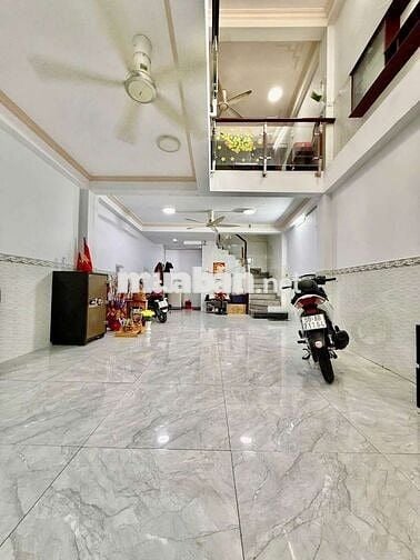 BÁN NHÀ ĐƯỜNG ĐÒAN GIỎI TÂN PHÚ,DT4.3*11M NỞ HẬU 5M ĐỐI DIỆN AEON