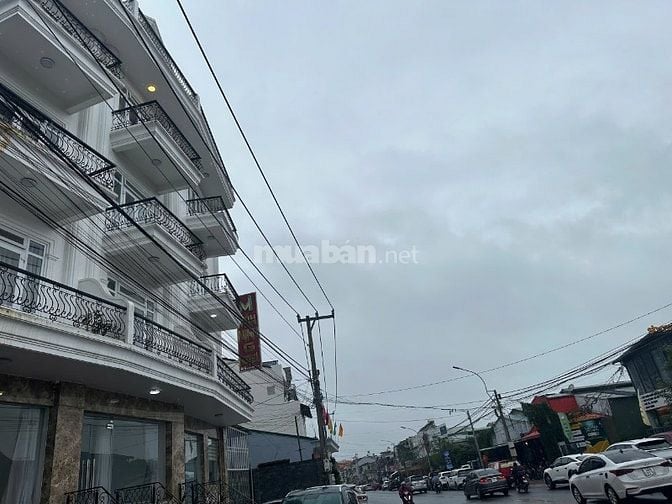     CHO THUÊ NHÀ LÀM DICH VU KHÁCH SẠN-HOTEL tại ĐÀ LẠT