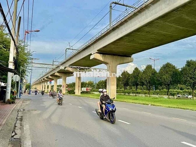 Lô góc đẹp gần ga MeTro Thủ Đức 232m2 - Đường ô tô tránh - Chỉ 16 tỷ