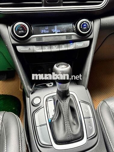 Hyundai Kona 2021 bản Đặc Biệt 2.0