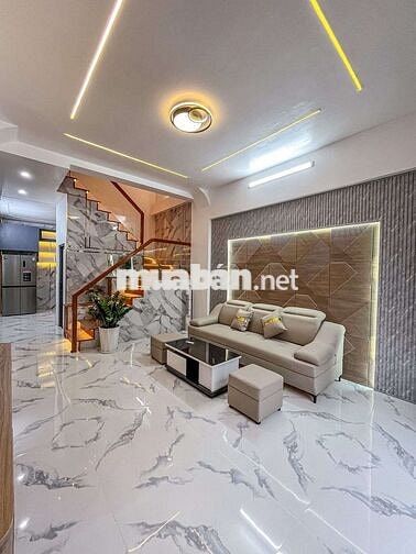 NHÀ 2 LẦU SÂN THƯỢNG - KDC THỚI NHỰT