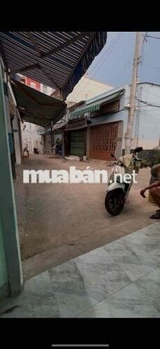 cho thuê xưởng góc 2 mt hẻm xe tải rộng