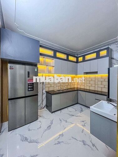 NHÀ 2 LẦU SÂN THƯỢNG - KDC THỚI NHỰT