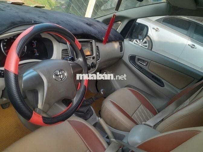 Toyota Innova 2016 Bạc 90000 km