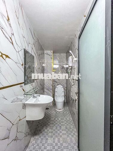 NHÀ 2 LẦU SÂN THƯỢNG - KDC THỚI NHỰT