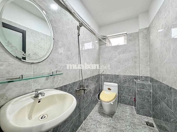 PENTHOUSE 1PN SIÊU RỘNG - CMT8, Q10, 60M2, CÓ THANG MÁY, FULL NT ĐẸP.