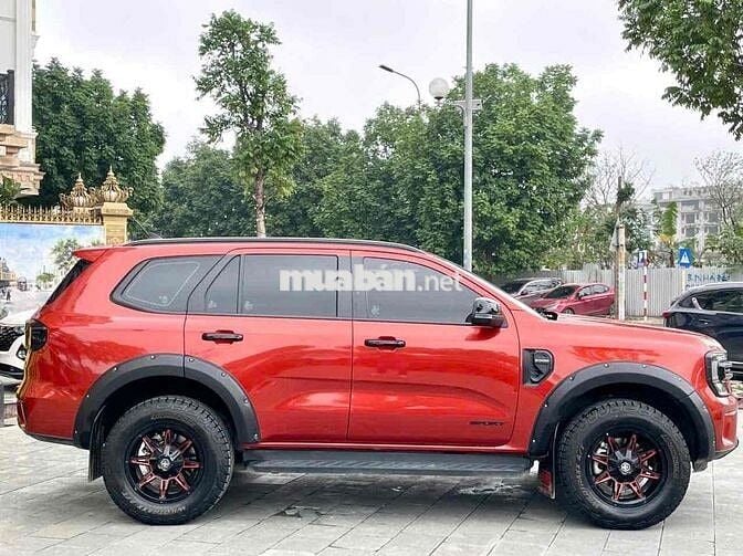 bán xe ford everet 2023 sport đỏ