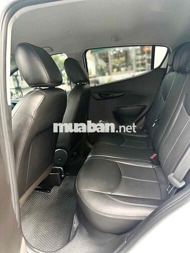 VinFast Fadil Bản Plus 2022