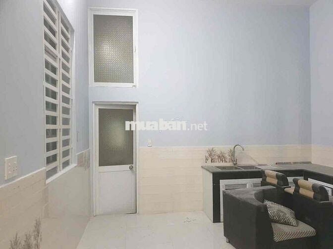 cho thuê nhà SIÊU RẺ hẻm huỳnh văn luỹ phú lợi 3pn 4wc