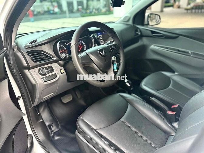 VinFast Fadil Bản Plus 2022