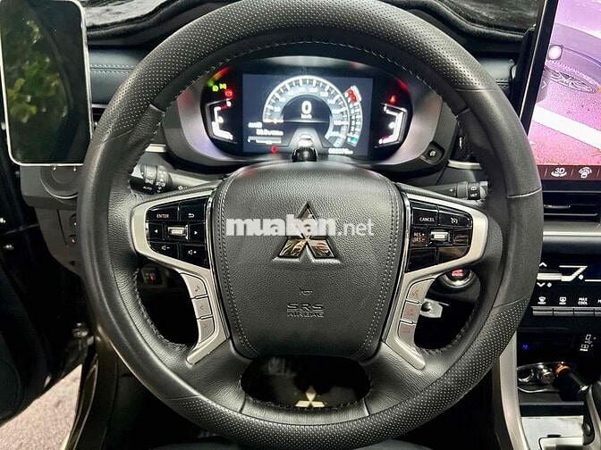 Xpander Cross 2025 đã lên 100 củ đồ chơi siêu xịn