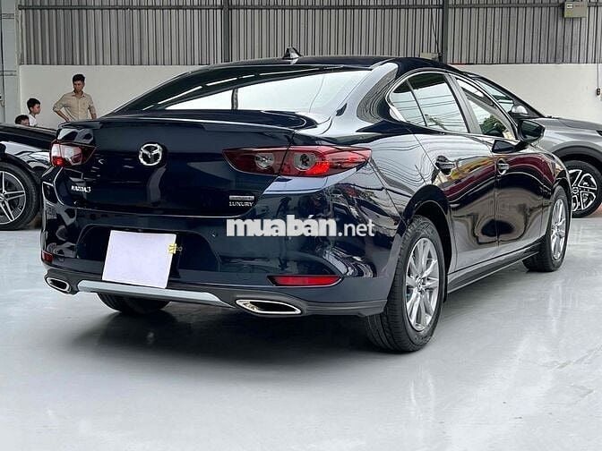 Mazda 3 đời 2022 bản Luxury - odo mới 26.000km