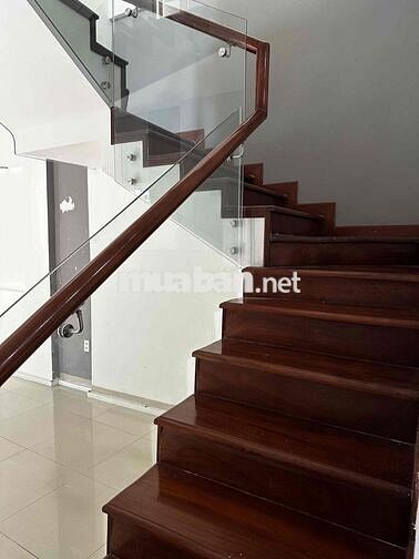 Nhà trung tâm Đà Nẵng, 92m2, 2 pn, thông  2 kiệt Lê Duẩn -NCT