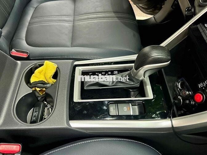 Xpander Cross 2025 đã lên 100 củ đồ chơi siêu xịn