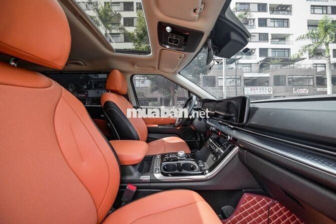 Bán xe Kia Carnival 2023 Signature 3.5G - 44000 km