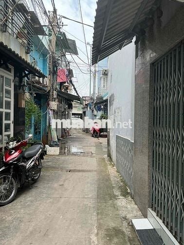 BÁN NHÀ 42m2, CHỈ 4tỷ, GẦN GIGAMALL, NGAY QL13 PHẠM VĂN ĐỒNG