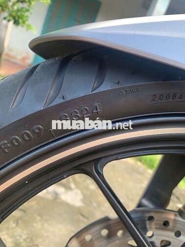 Winner v4 150 ABS đk 2025 mới chát 9 chủ ký cc bán