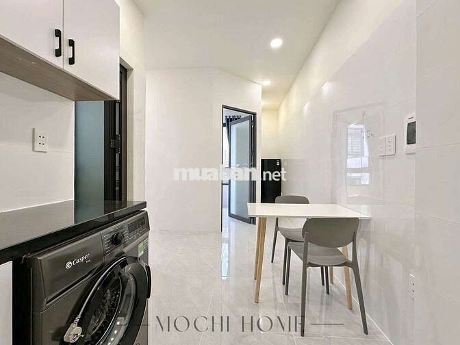 CĂN HỘ CỬA SỔ LỚN, MÁY GIẶT RIÊNG_NƠ TRANG LONG_GẦN BÀ CHIỄU_GIÁP Q1