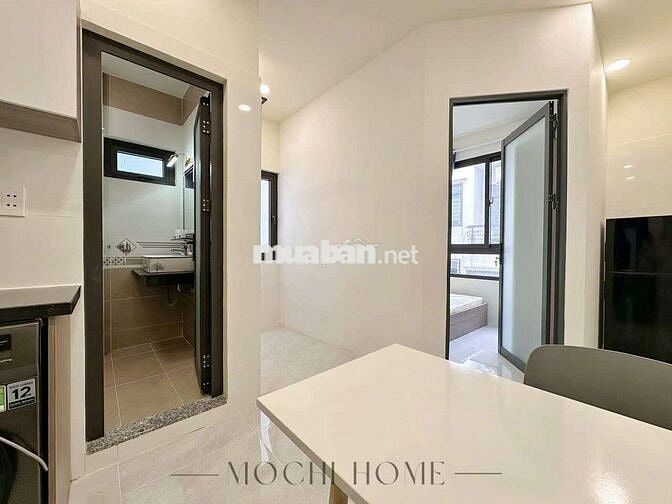 CĂN HỘ CỬA SỔ LỚN, MÁY GIẶT RIÊNG_NƠ TRANG LONG_GẦN BÀ CHIỄU_GIÁP Q1