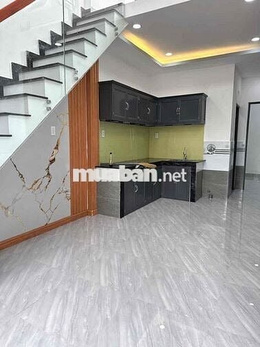 Nhà Trương Thị Hoa, làm được SHR. 3PN2WC. Chính chủ