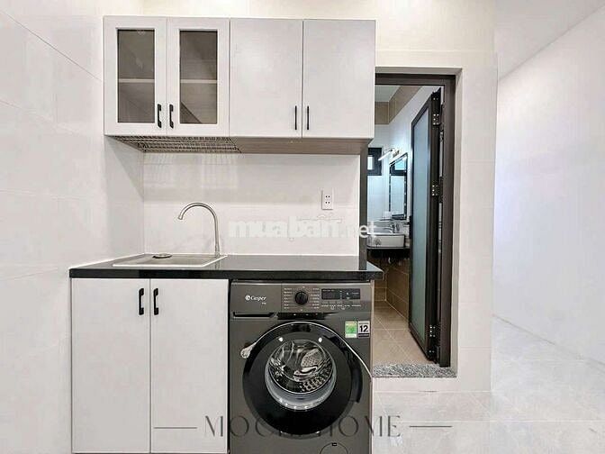 CĂN HỘ CỬA SỔ LỚN, MÁY GIẶT RIÊNG_NƠ TRANG LONG_GẦN BÀ CHIỄU_GIÁP Q1