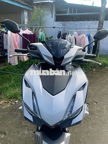 Winner v4 150 ABS đk 2025 mới chát 9 chủ ký cc bán