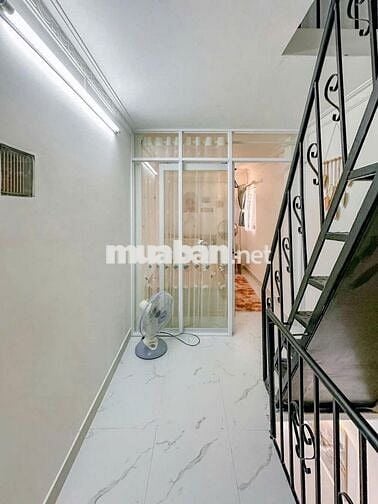 NHÀ NHỎ Q.6 ĐẦY ĐỦ CÔNG NĂNG - MỚI ĐẸP LUNG LINH -  ĐƯỜNG TRƯỚC NHÀ 5M