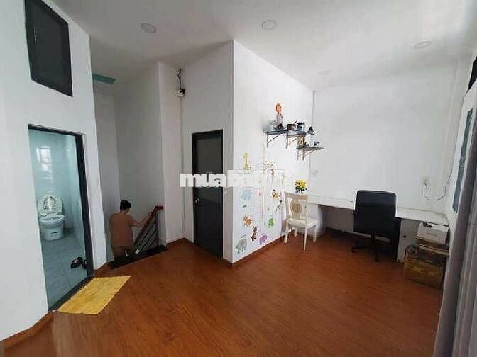 NHÀ MỚI Ở NGAY TẠI ĐƯỜNG HOÀNG HOA THÁM DIỆN TÍCH 53 M2 GIÁ CHỈ 6,5 TỶ